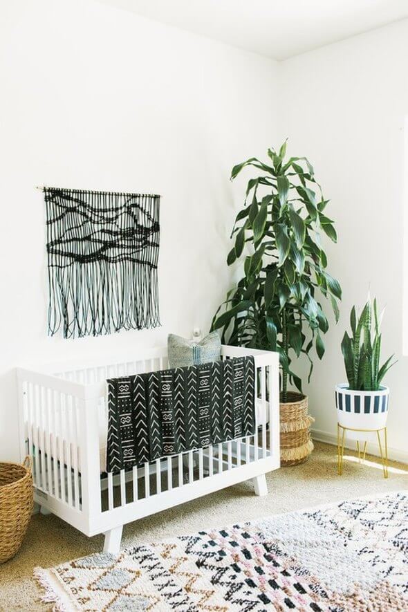 Staggering baby boy nursery wall ideas