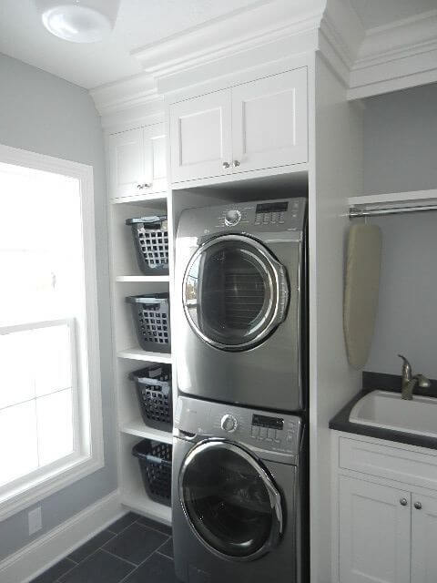 small laundry rooms with stackable washer and dryer