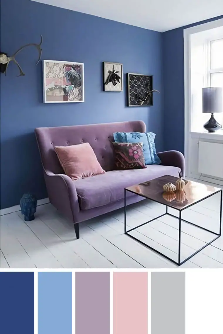 Staggering living room color schemes with navy blue