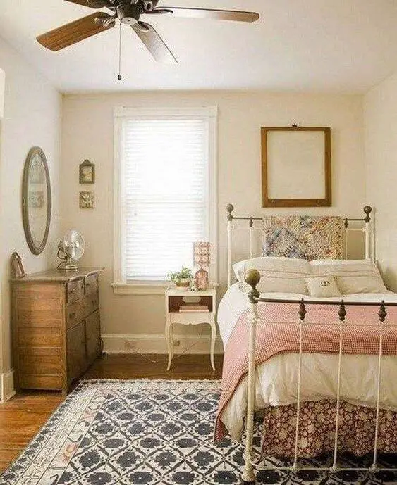 25 Small Bedroom Ideas That Are Look Stylishly Space Saving,French Country Decorating Ideas On A Budget