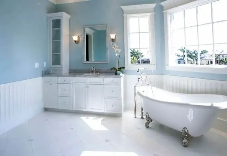 Pale Blue and White Bathroom Color Ideas