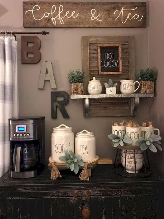 Striking coffee bar for house