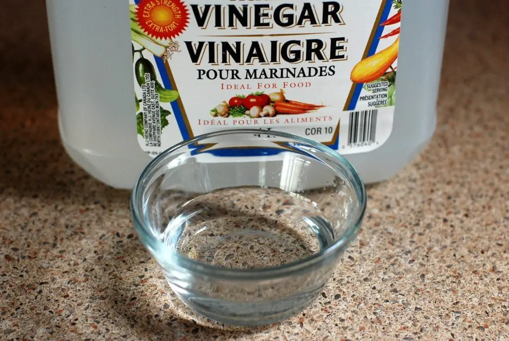 Vinegar to clean conrete patio